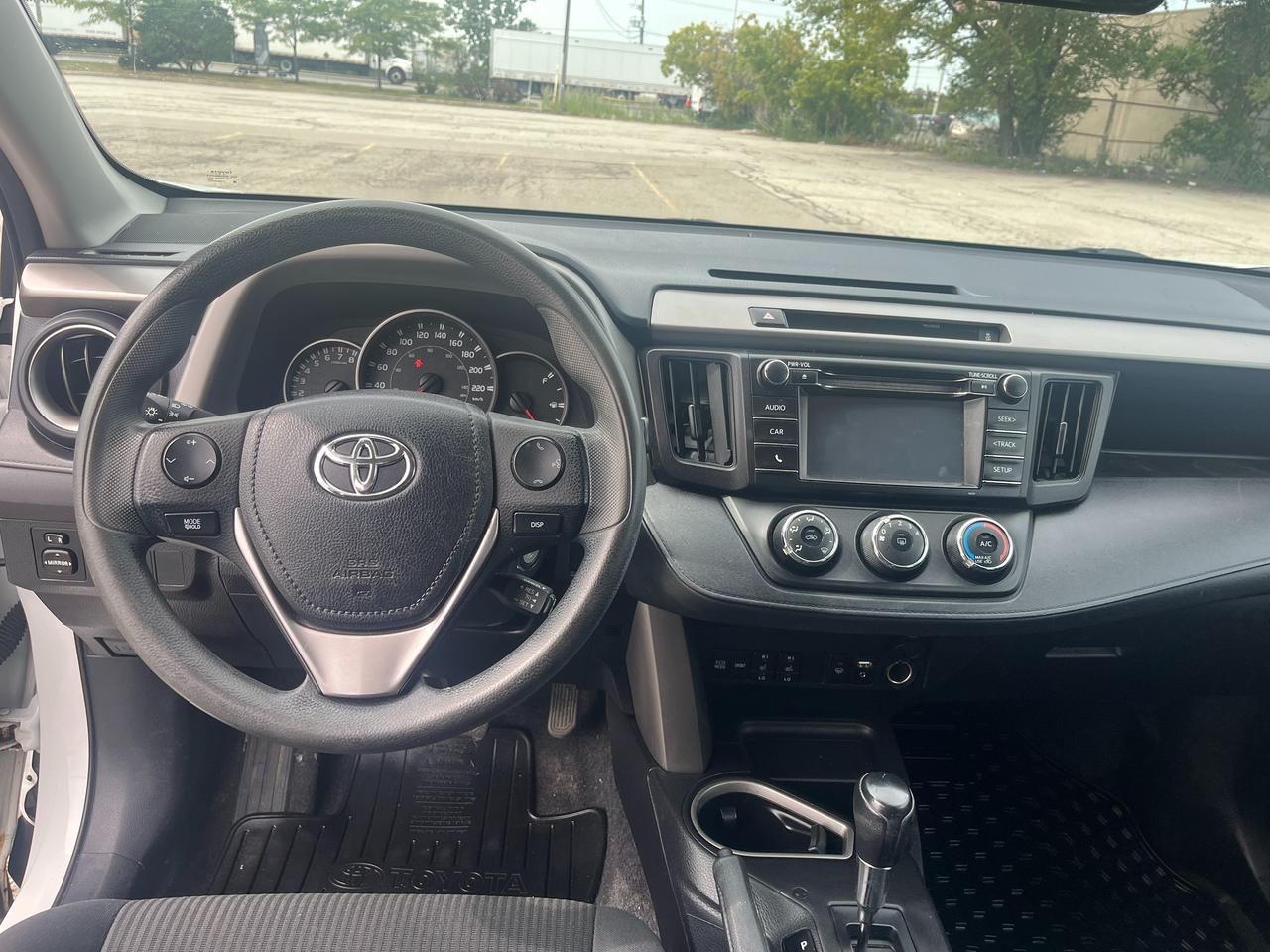 2016 Toyota RAV4 AWD 4dr LE Photo