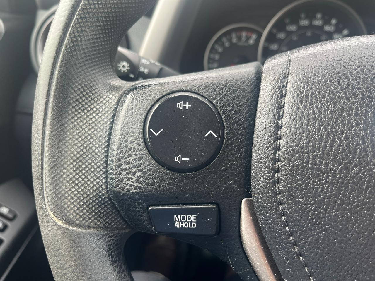 2016 Toyota RAV4 AWD 4dr LE Photo