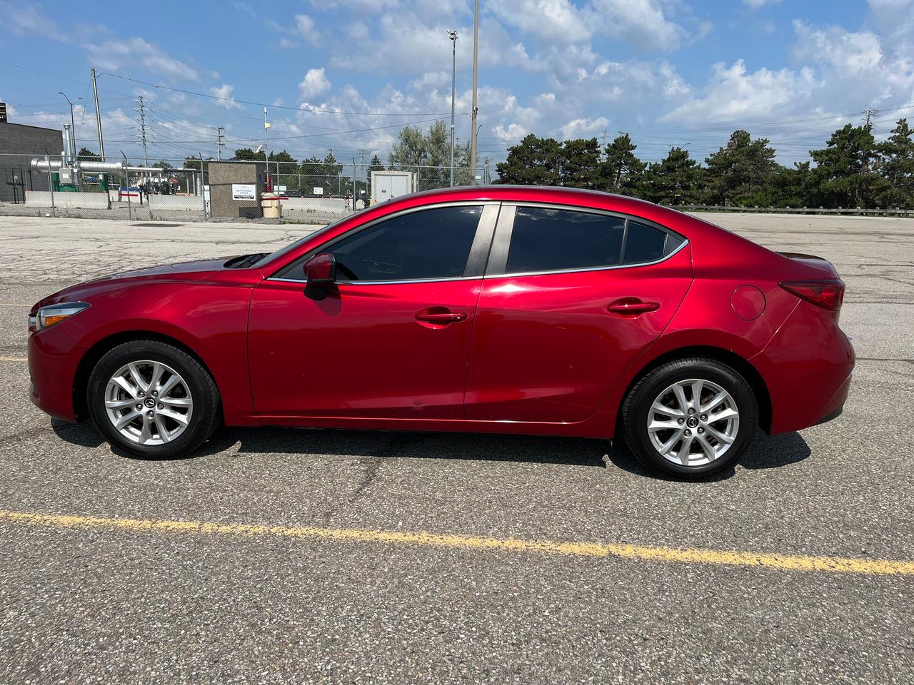 2018 Mazda MAZDA3 SE Auto Photo