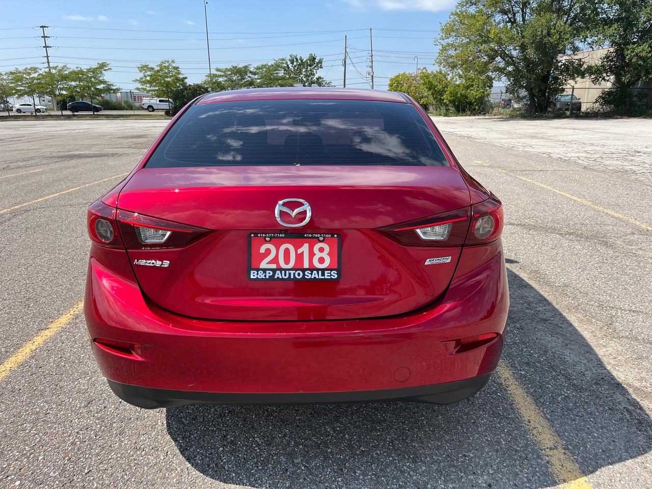 2018 Mazda MAZDA3 SE Auto Photo
