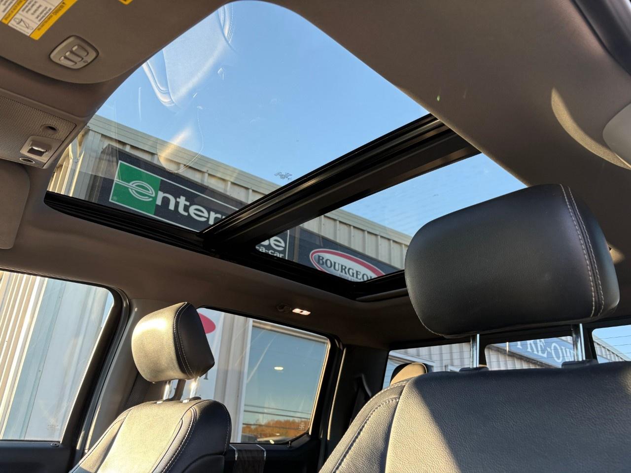 2019 Ford F-250 Super Duty SRW LARIAT 4WD SuperCab 6.75' Box Photo
