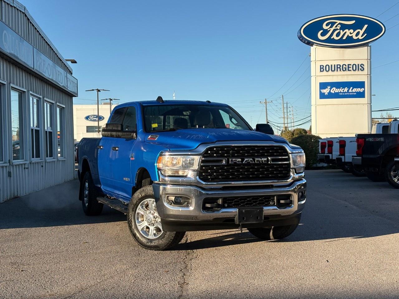 2022 RAM 3500 Big Horn 4x4 Crew Cab 6'4" Box Photo0