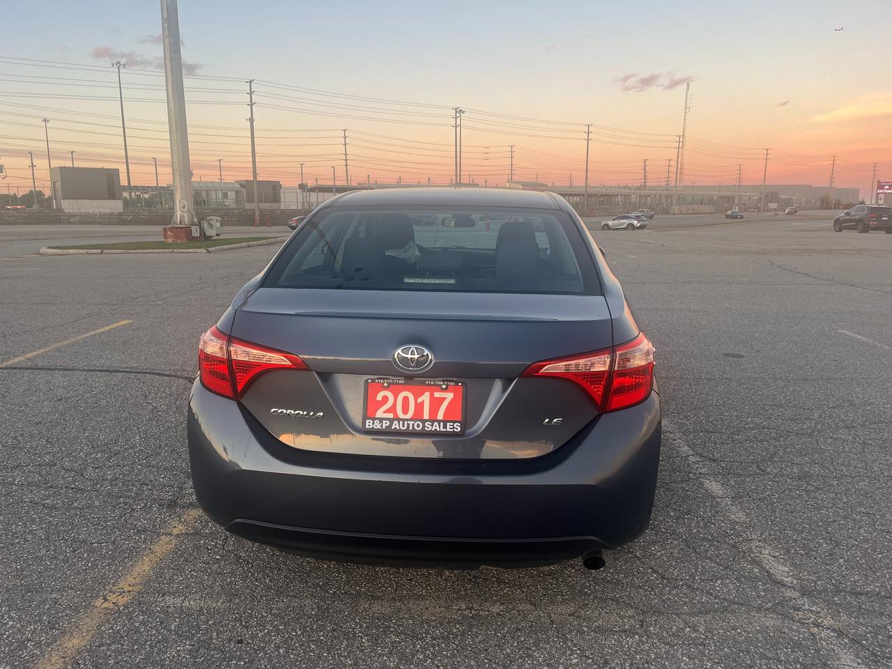 2017 Toyota Corolla 4dr Sdn CVT LE Photo