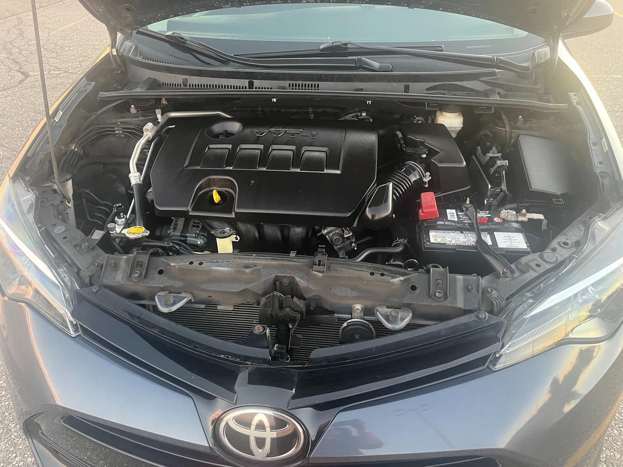 2017 Toyota Corolla 4dr Sdn CVT LE Photo