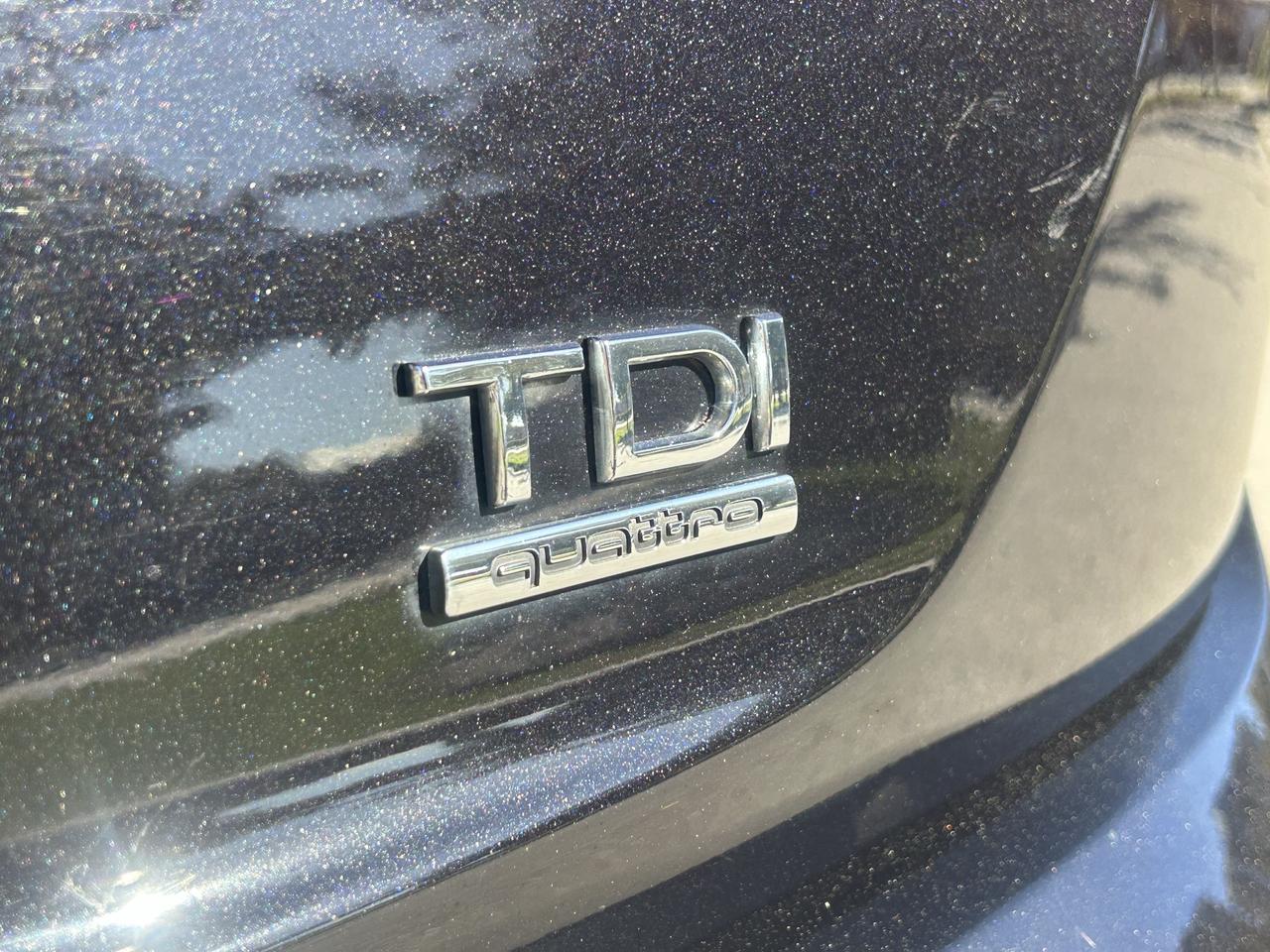 2015 Audi Q7 3.0L TDI Vorsprung Edition Photo