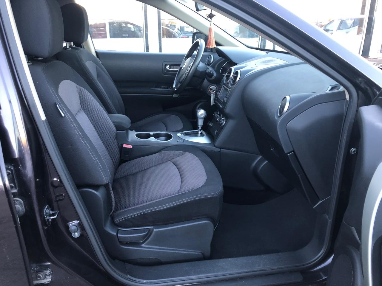 2013 Nissan Rogue SV, CERTIFIED WITH 3 YRS WARRANTY INCLUDED Photo