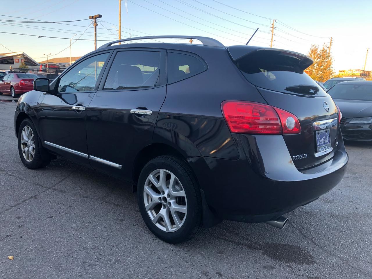 2013 Nissan Rogue SV, CERTIFIED WITH 3 YRS WARRANTY INCLUDED Photo