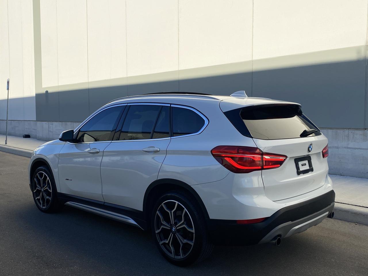 2016 BMW X1 xDRIVE28i-SPORT PKG-NAV-CAMERA-HUD-PANO ROOF Photo4