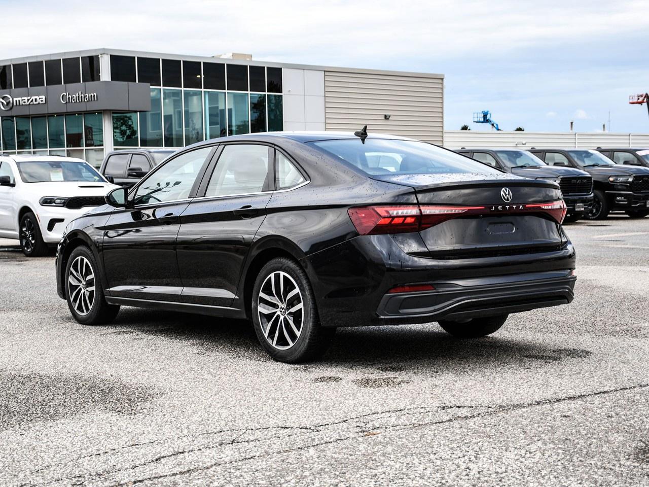 2025 Volkswagen Jetta Comfortline AUTO Photo