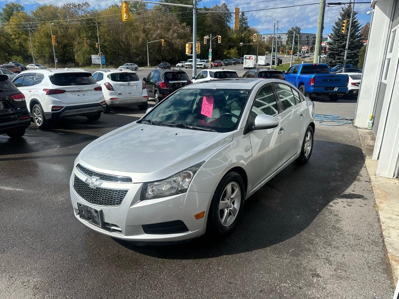 2014 Chevrolet Cruze 2LT Photo3