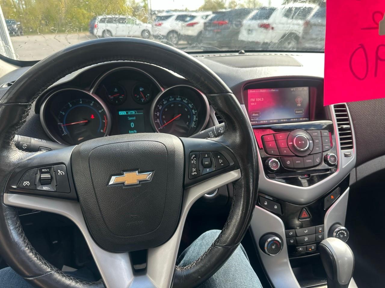 2014 Chevrolet Cruze 2LT Photo