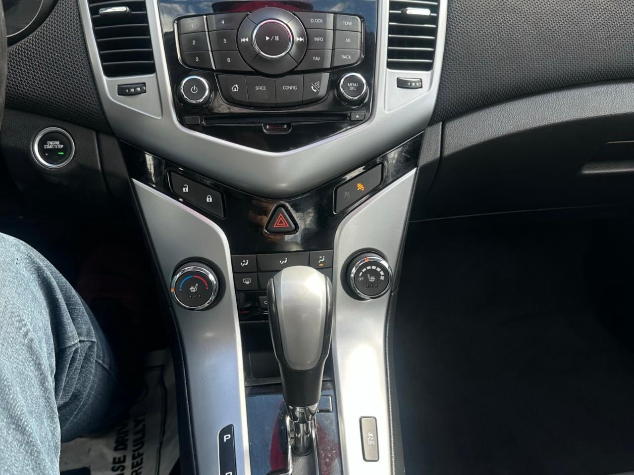 2014 Chevrolet Cruze 2LT Photo