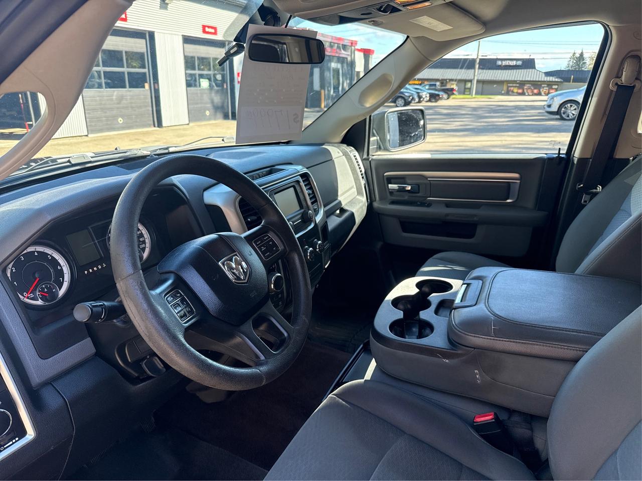 2017 RAM 1500 SLT Photo