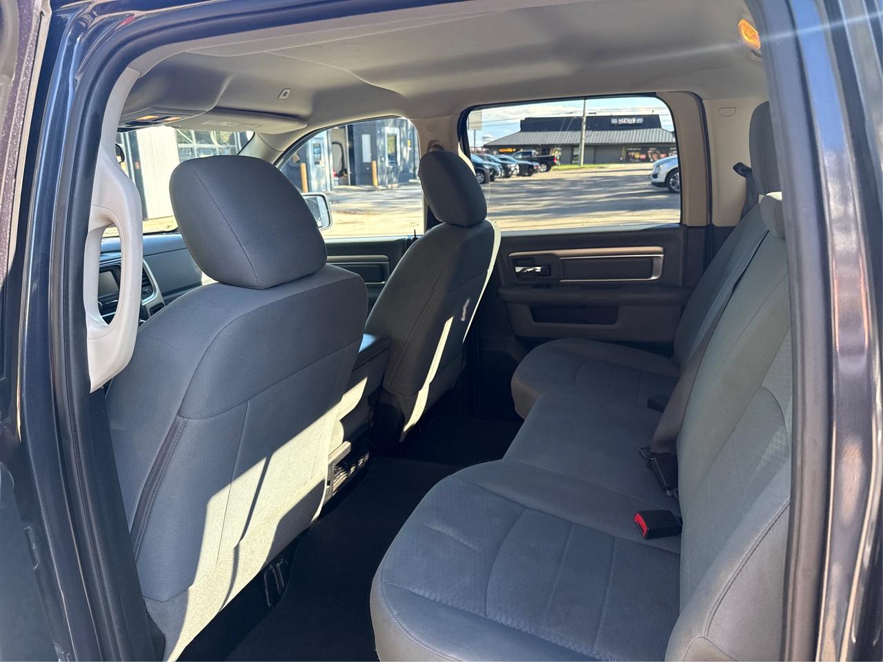 2017 RAM 1500 SLT Photo