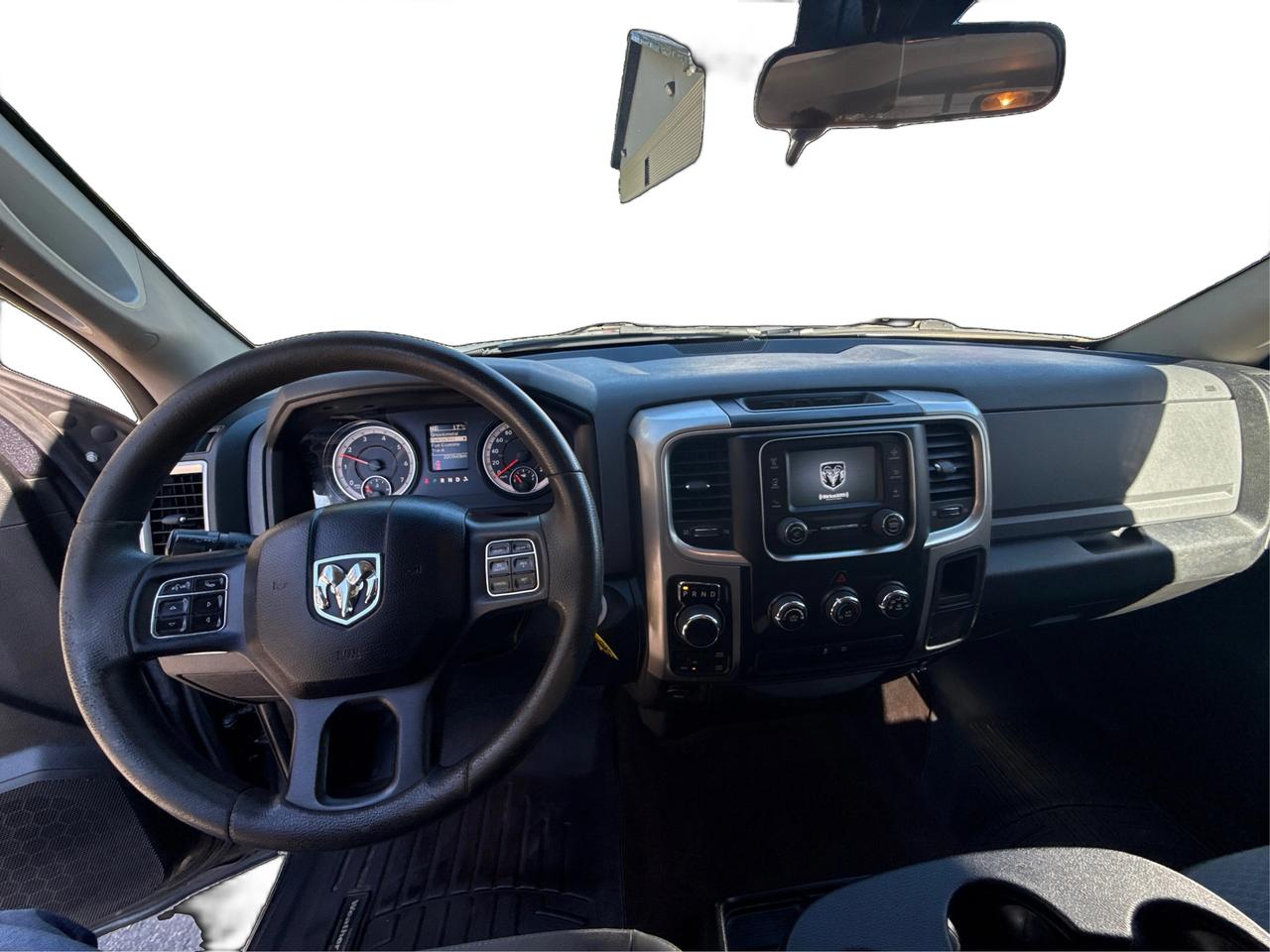 2017 RAM 1500 SLT Photo