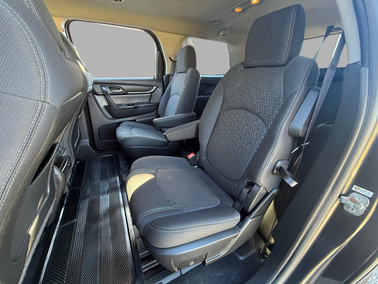 2014 GMC Acadia AWD 4DR SLE2 Photo