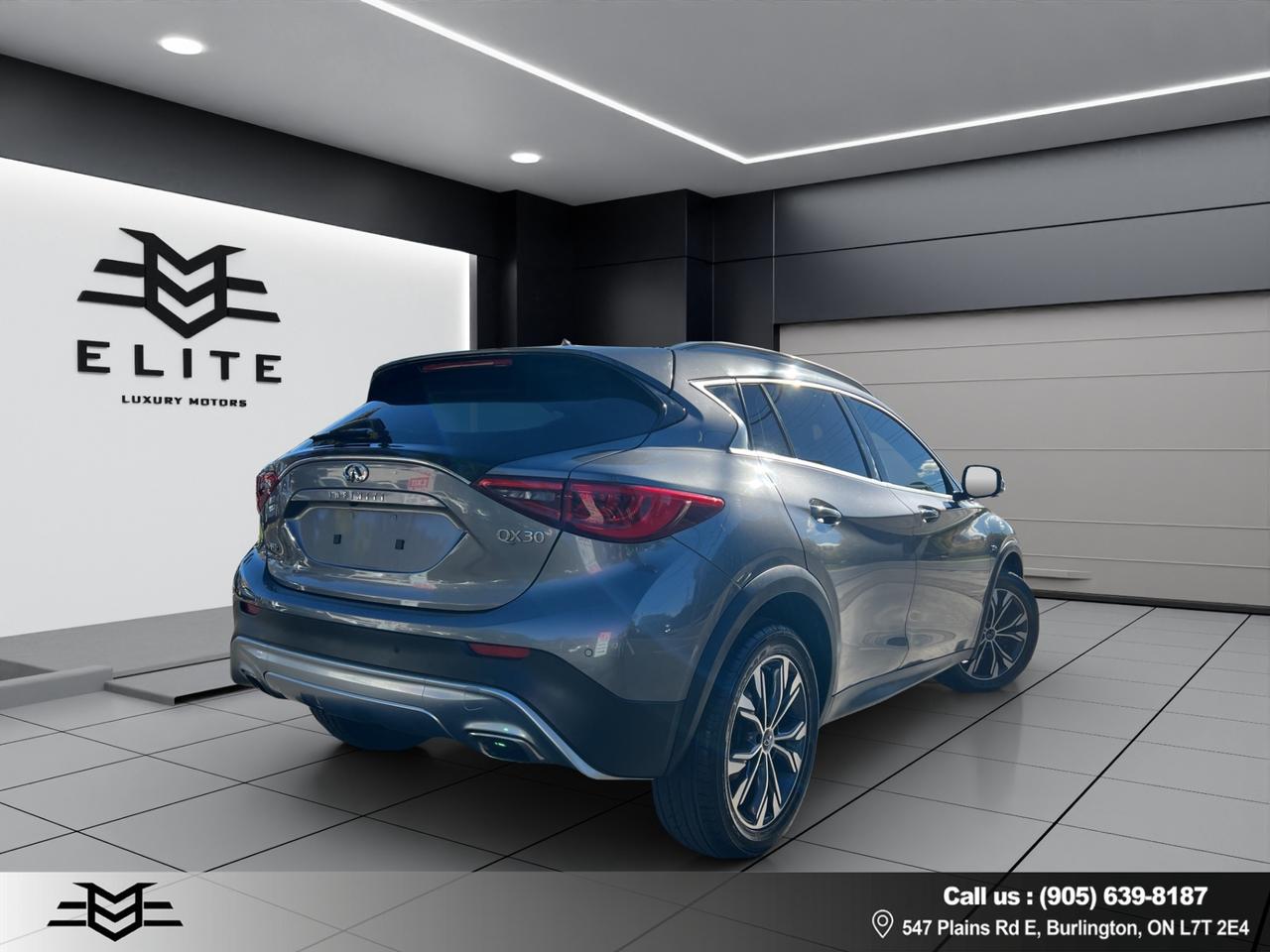 2018 Infiniti QX30 QX30 - Navigation System - Backup Camera !!! Photo