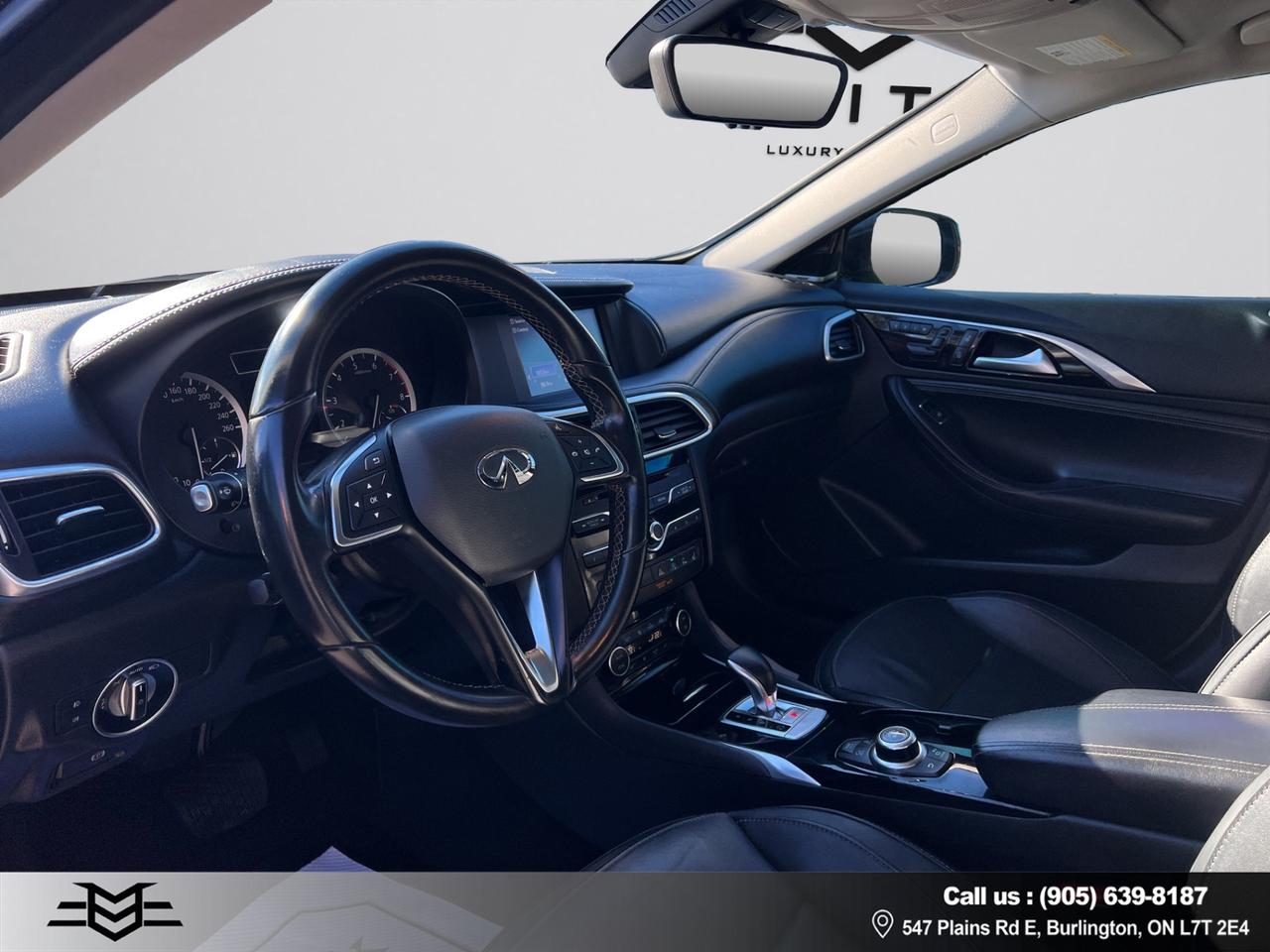 2018 Infiniti QX30 QX30 - Navigation System - Backup Camera !!! Photo