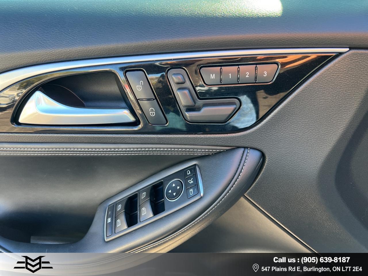 2018 Infiniti QX30 QX30 - Navigation System - Backup Camera !!! Photo