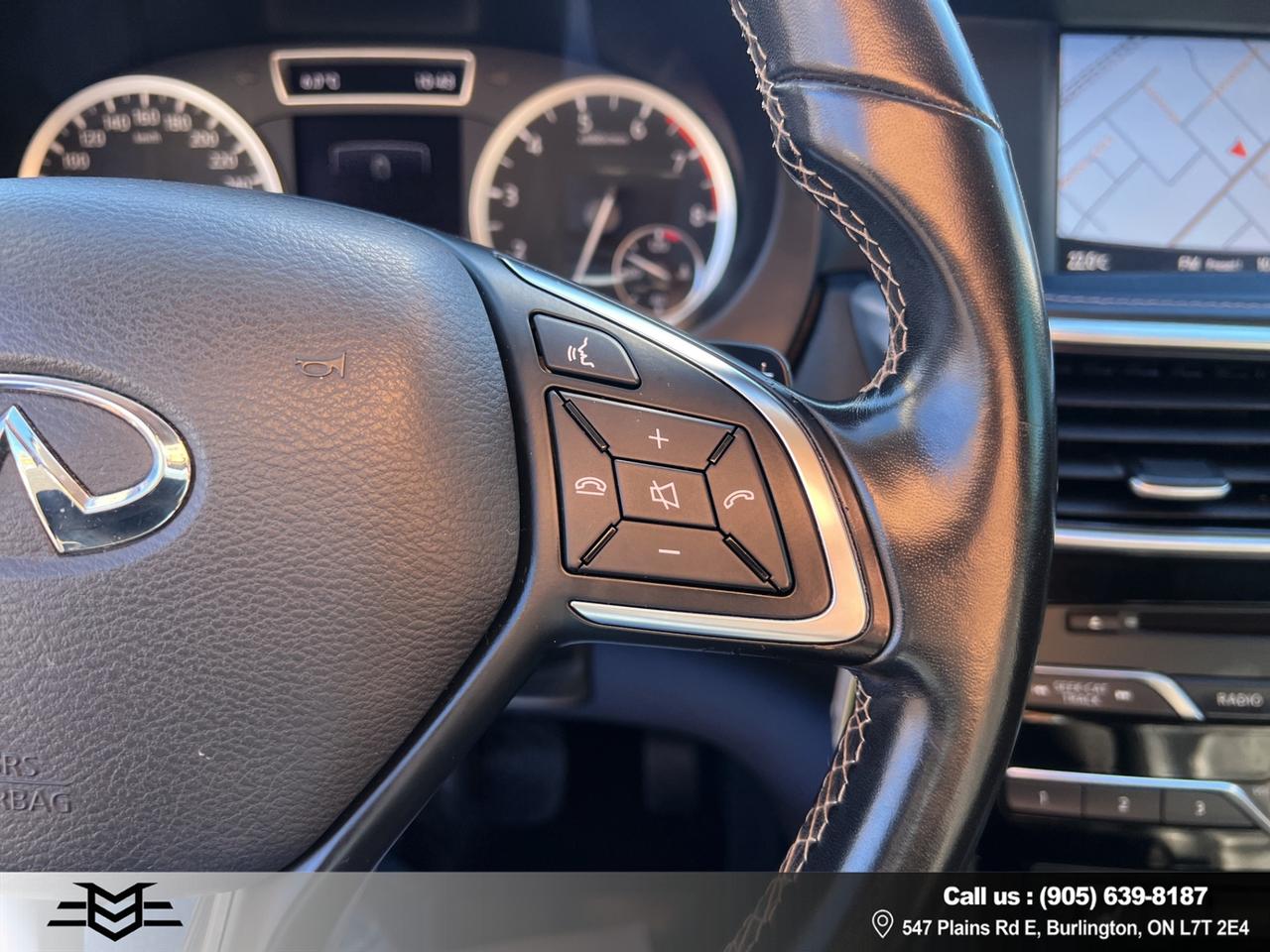 2018 Infiniti QX30 QX30 - Navigation System - Backup Camera !!! Photo