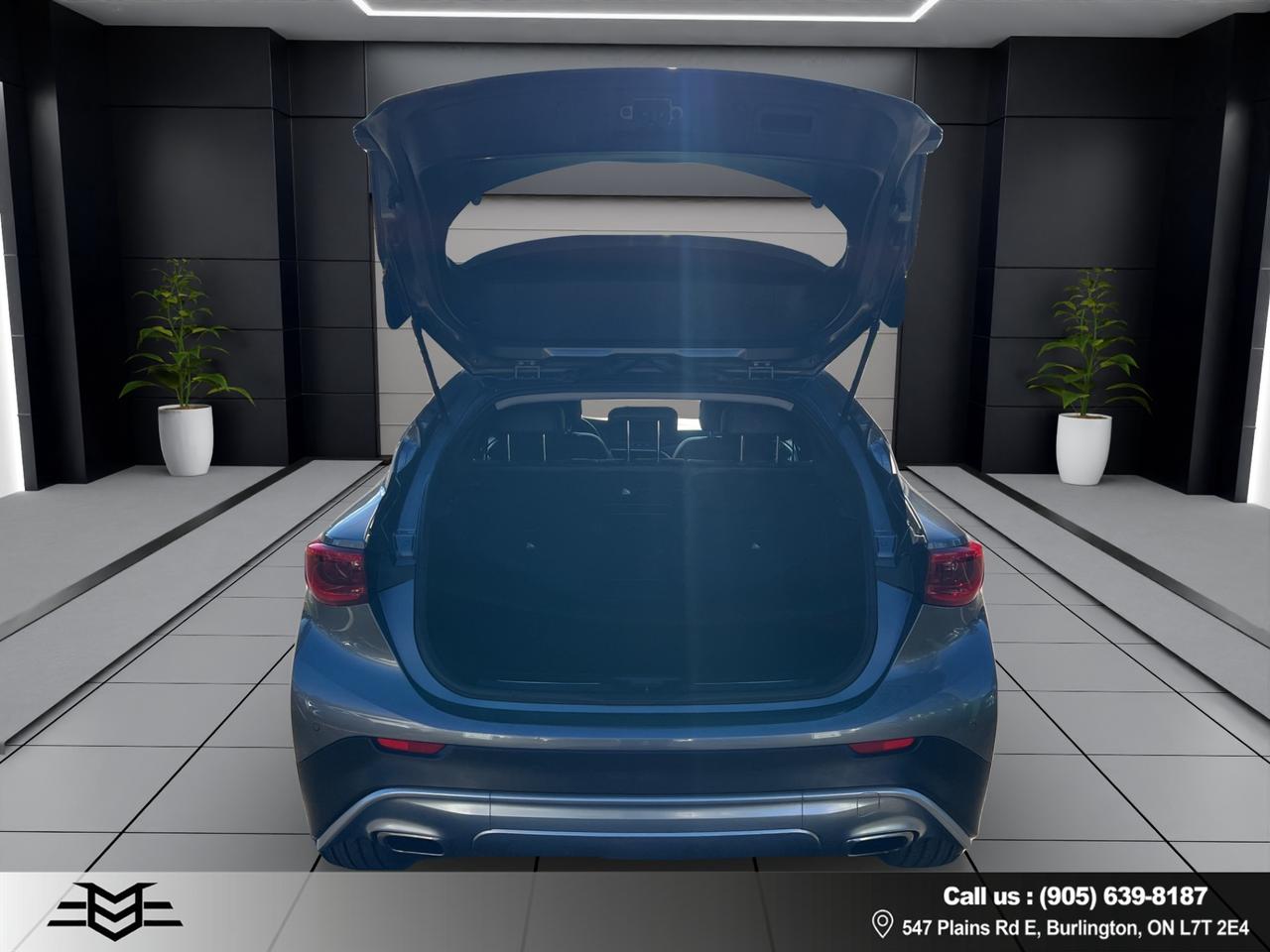 2018 Infiniti QX30 QX30 - Navigation System - Backup Camera !!! Photo