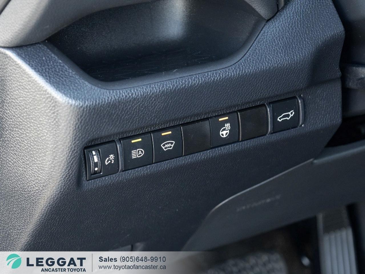 2023 Toyota RAV4 Hybrid Hybrid XLE AWD Photo