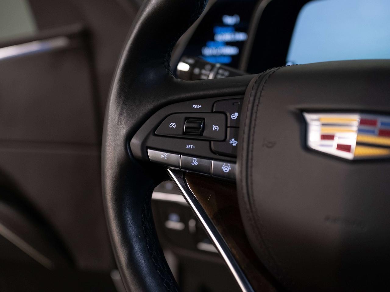 2024 Cadillac Escalade SPORT PLATINUM | 7 PASS | TOURING & ONYX PKG Photo