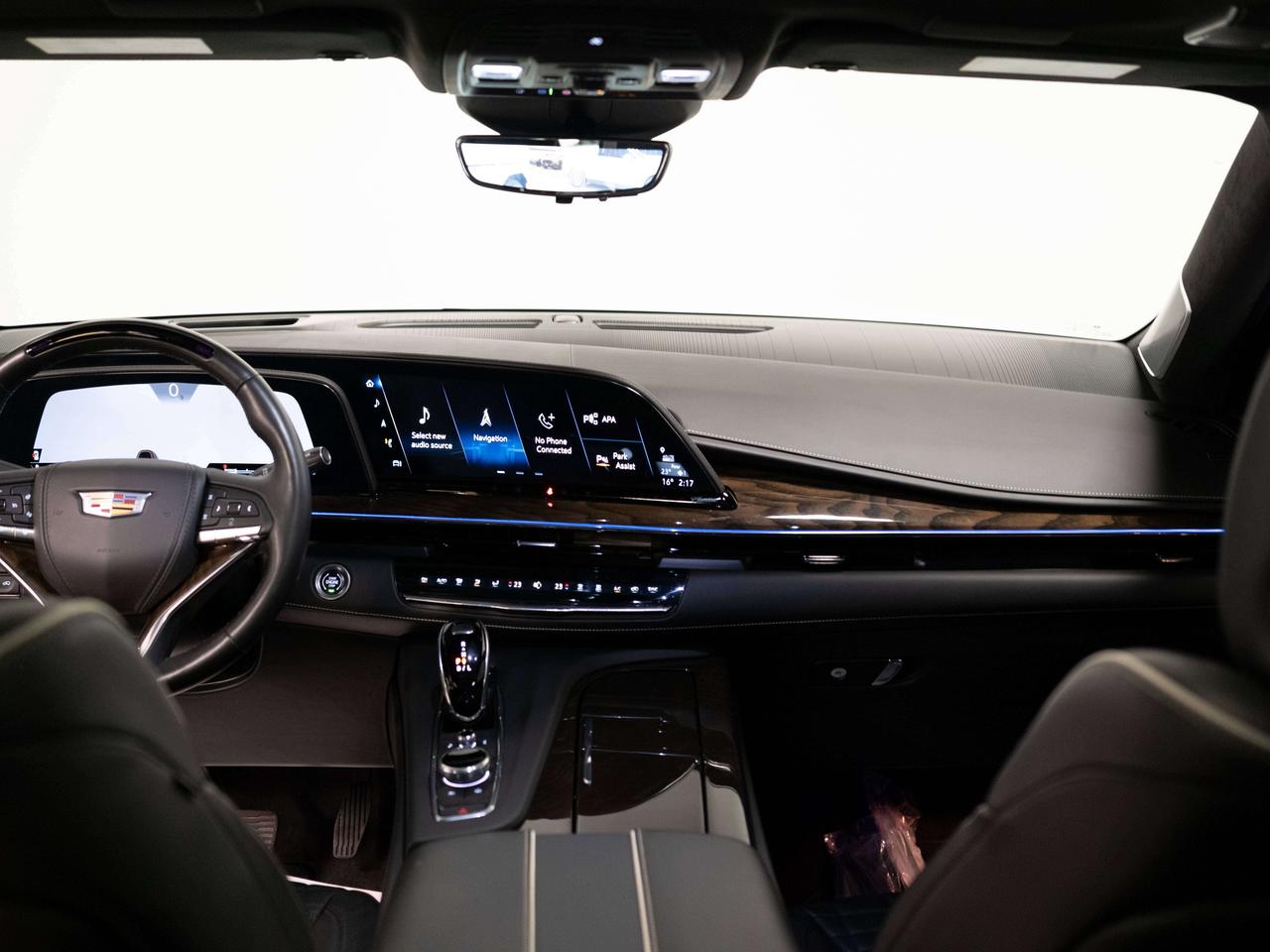 2024 Cadillac Escalade SPORT PLATINUM | 7 PASS | TOURING & ONYX PKG Photo