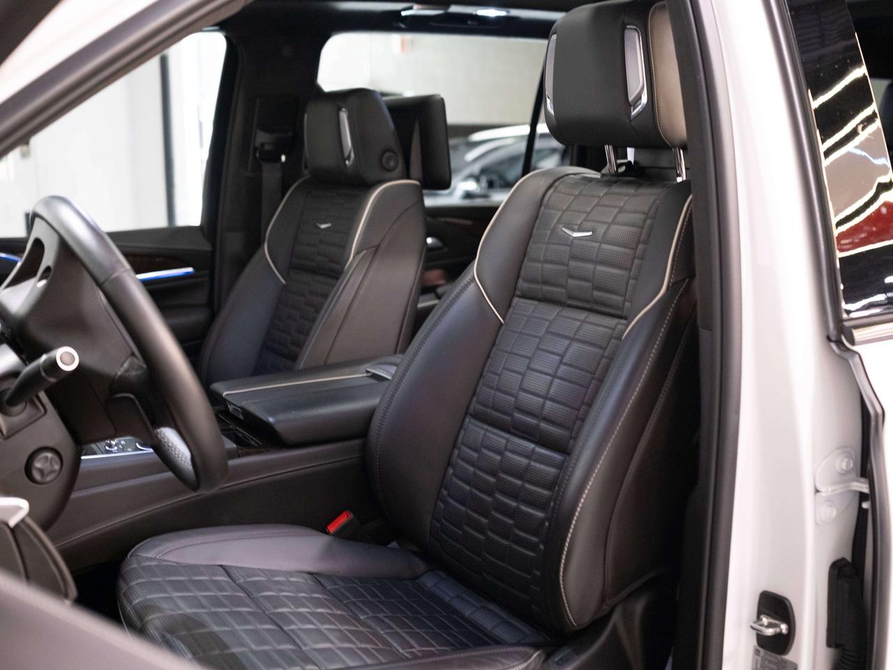 2024 Cadillac Escalade SPORT PLATINUM | 7 PASS | TOURING & ONYX PKG Photo