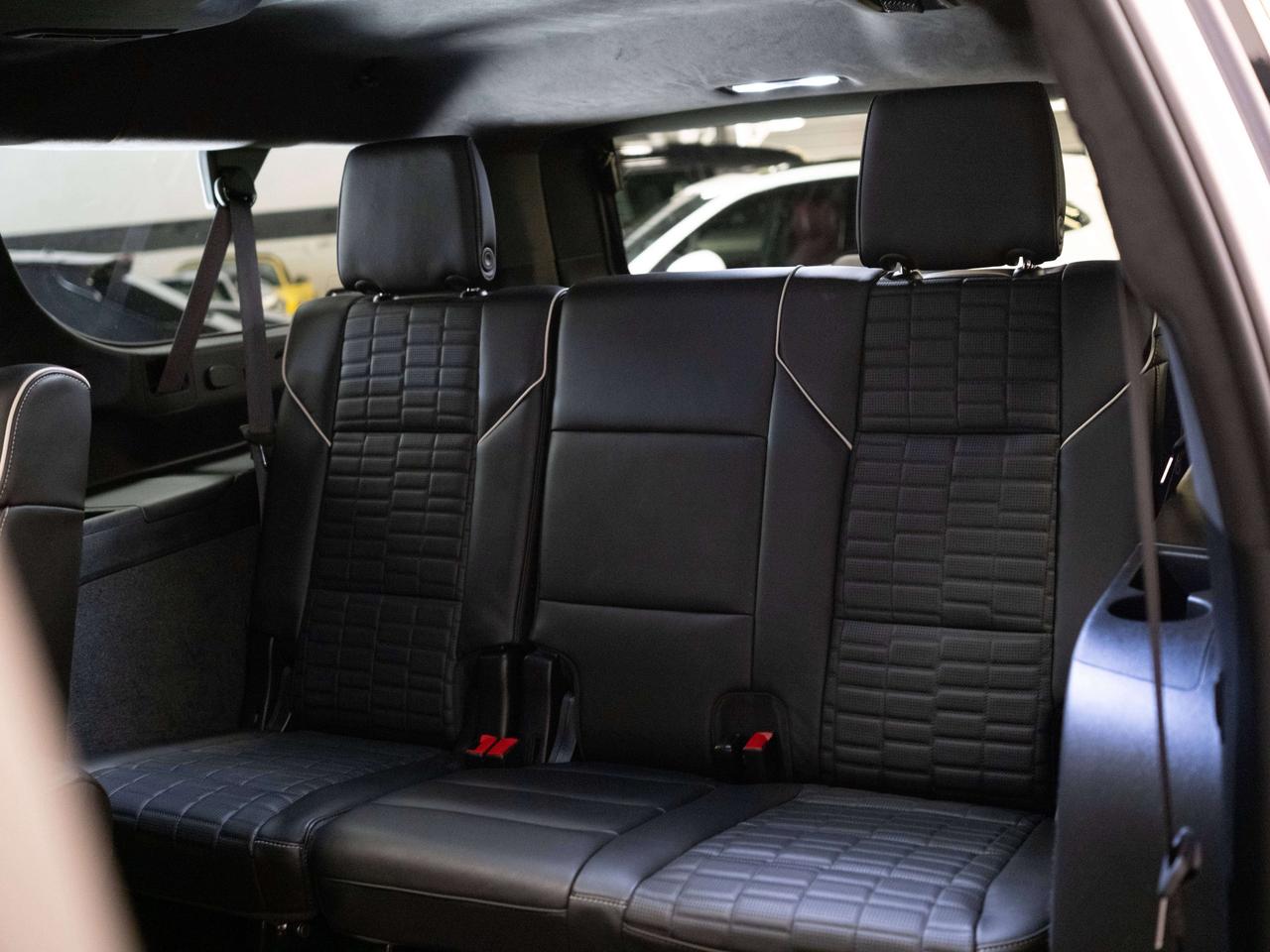 2024 Cadillac Escalade SPORT PLATINUM | 7 PASS | TOURING & ONYX PKG Photo