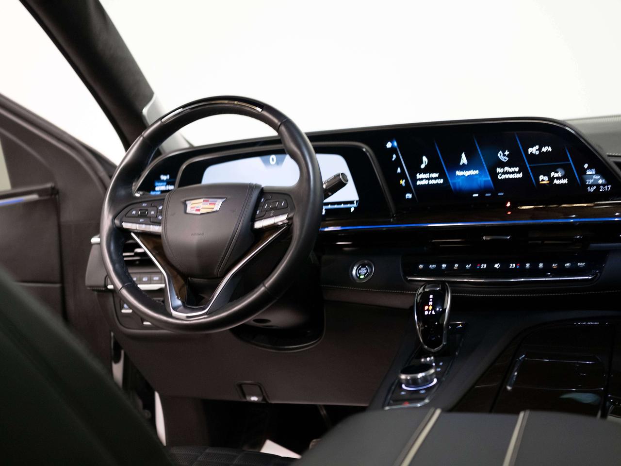 2024 Cadillac Escalade SPORT PLATINUM | 7 PASS | TOURING & ONYX PKG Photo