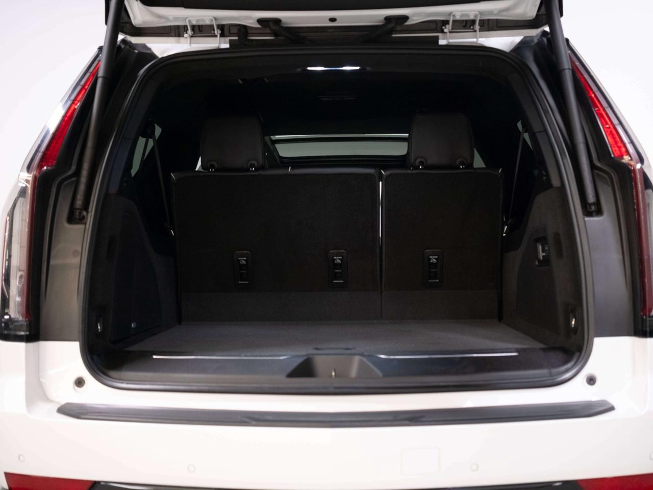 2024 Cadillac Escalade SPORT PLATINUM | 7 PASS | TOURING & ONYX PKG Photo