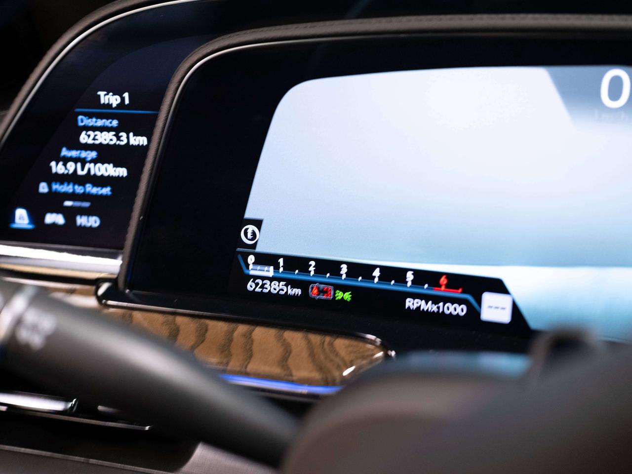 2024 Cadillac Escalade SPORT PLATINUM | 7 PASS | TOURING & ONYX PKG Photo