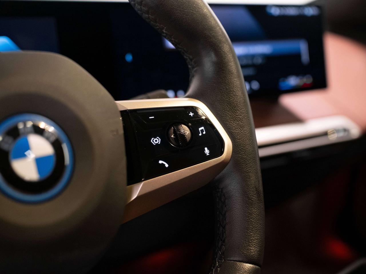 2025 BMW iX XDRIVE50 | PREMIUM ENHANCED | ASSIST PKG | 22 IN Photo