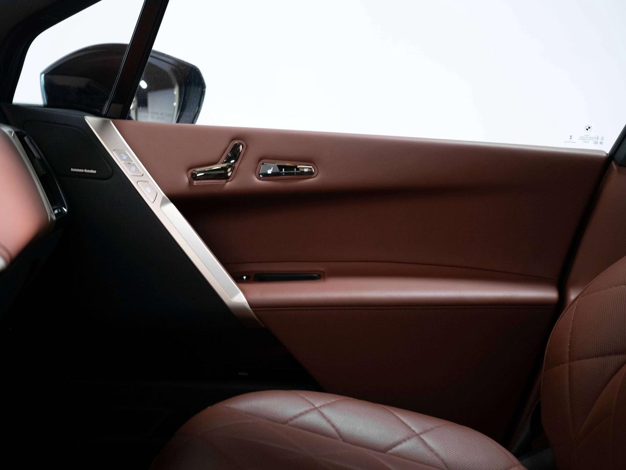 2025 BMW iX XDRIVE50 | PREMIUM ENHANCED | ASSIST PKG | 22 IN Photo
