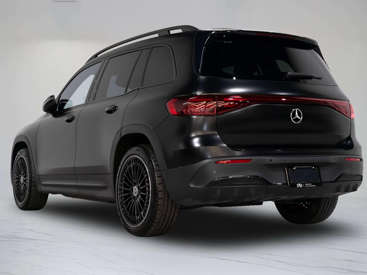 2025 Mercedes-Benz EQB 300 | MATTE | EXCLUSIVE & NIGHT PKG | 20 IN Photo