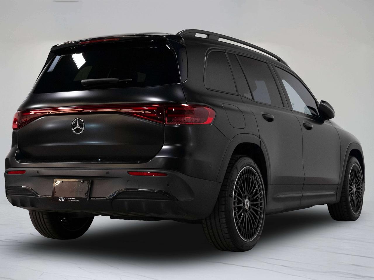2025 Mercedes-Benz EQB 300 | MATTE | EXCLUSIVE & NIGHT PKG | 20 IN Photo