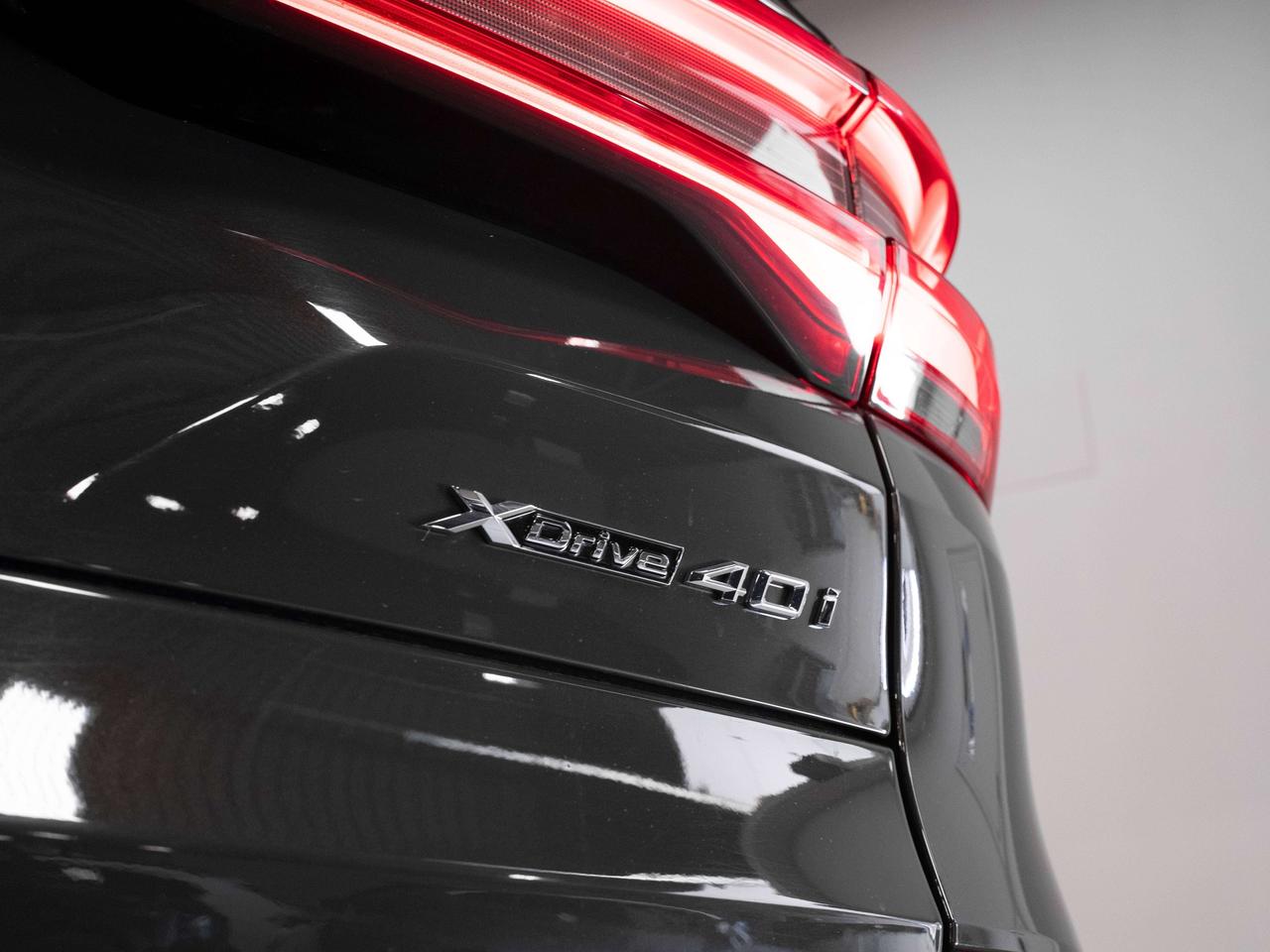 2022 BMW X5 XDRIVE40I | M-SPORT | PREMIUM ESSENTIAL | 22 IN Photo
