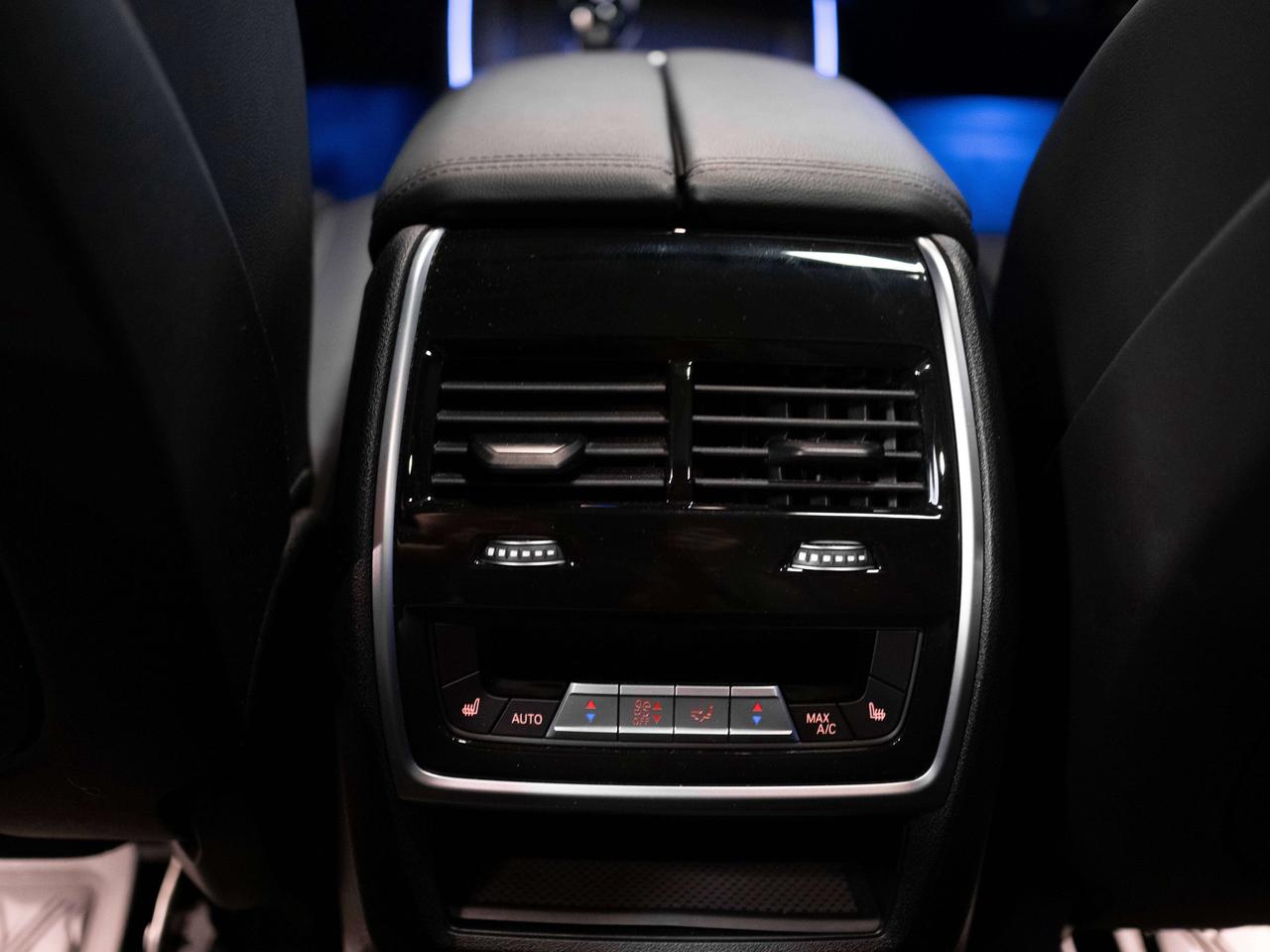 2022 BMW X5 XDRIVE40I | M-SPORT | PREMIUM ESSENTIAL | 22 IN Photo
