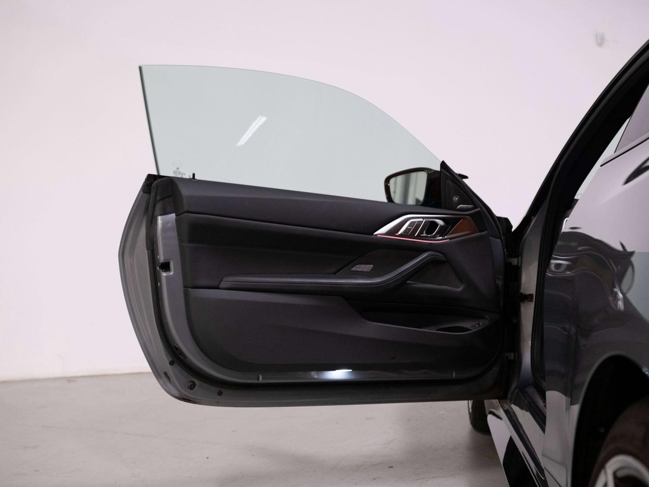 2024 BMW M4 COMPETITION | HARMAN KARDON | PREMIUM Photo