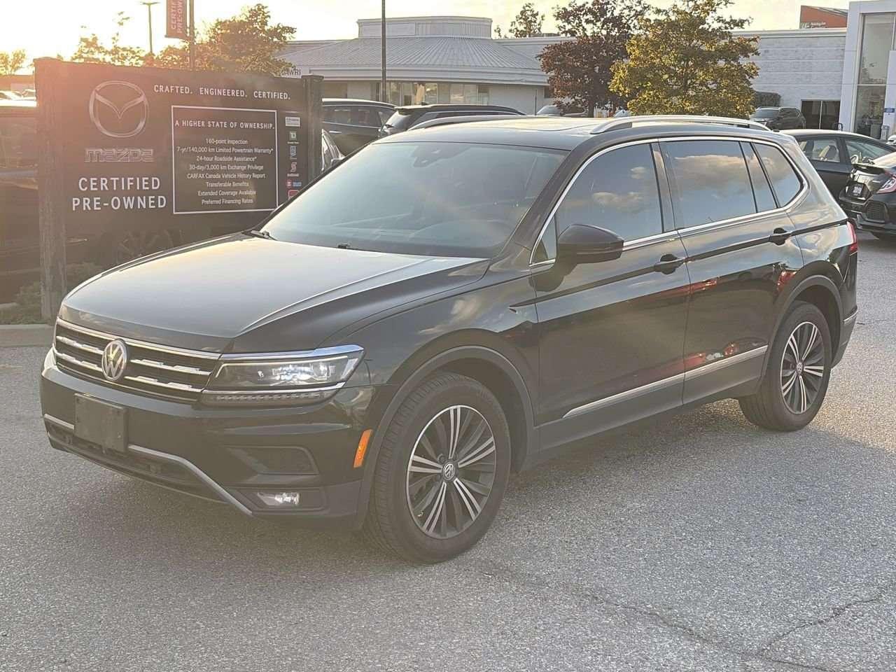 2018 Volkswagen Tiguan Highline 2.0T 8sp at w/Tip 4M ONE OWNER | DILAWRI CERTIFIED Photo