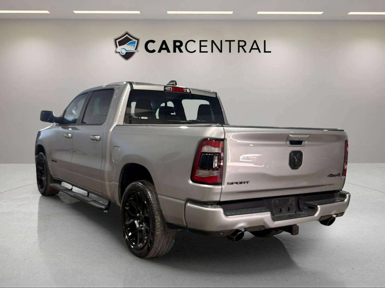 2023 RAM 1500 SPORT| CLEAN CARFAX| MIDNIGHT EDITION| TONNEAU Photo
