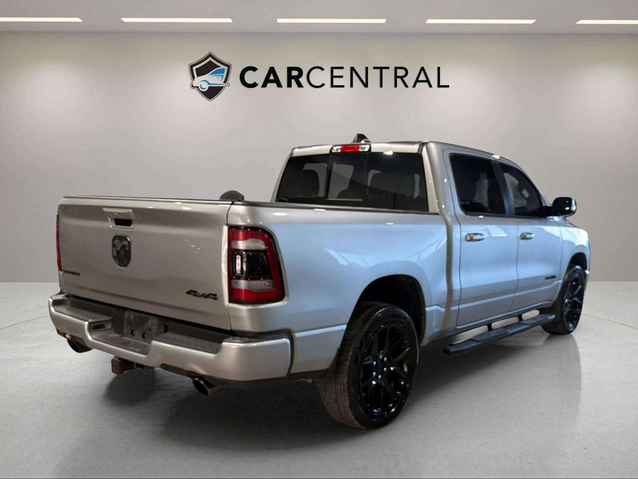 2023 RAM 1500 SPORT| CLEAN CARFAX| MIDNIGHT EDITION| TONNEAU Photo