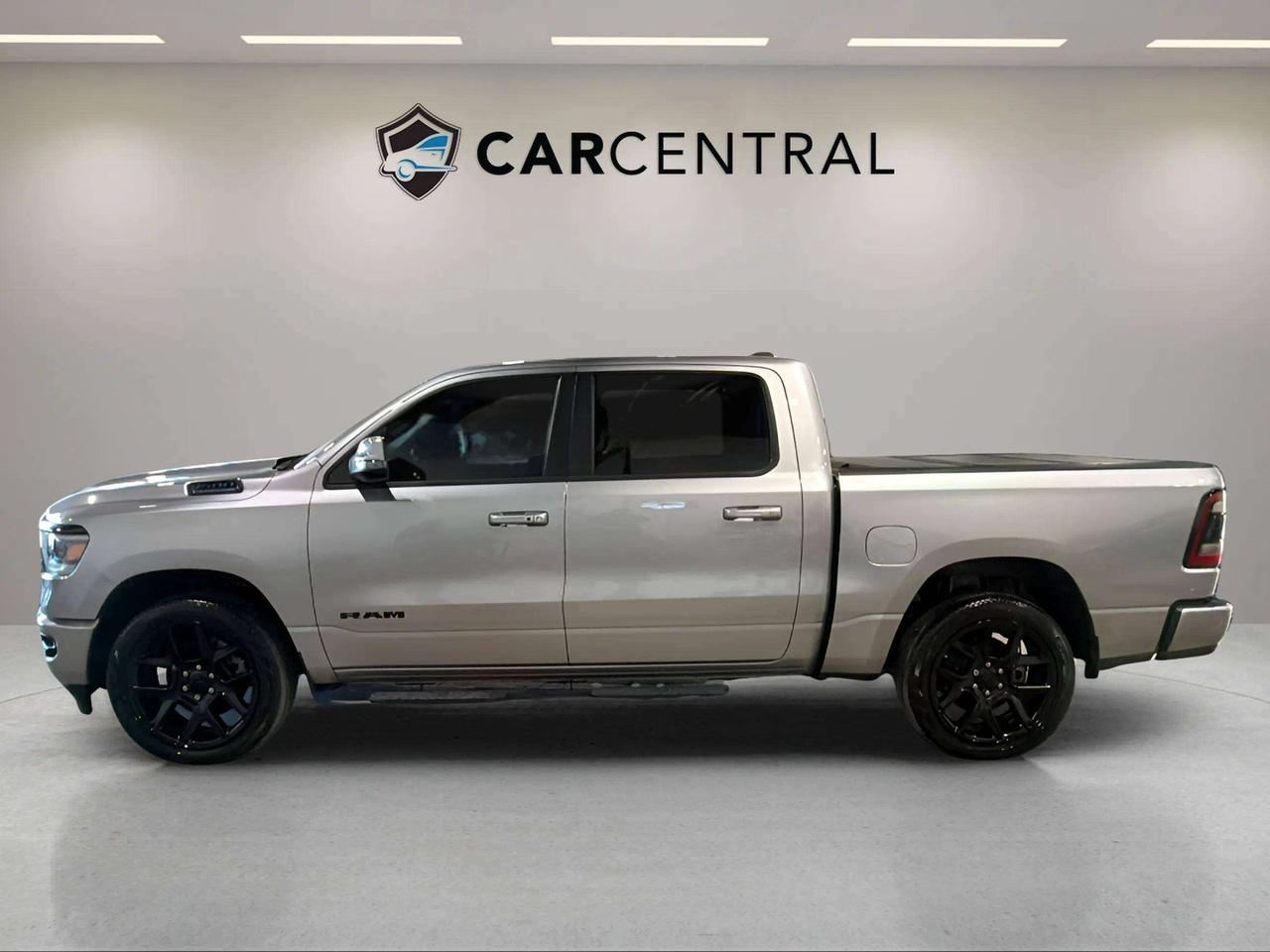 2023 RAM 1500 SPORT| CLEAN CARFAX| MIDNIGHT EDITION| TONNEAU Photo5