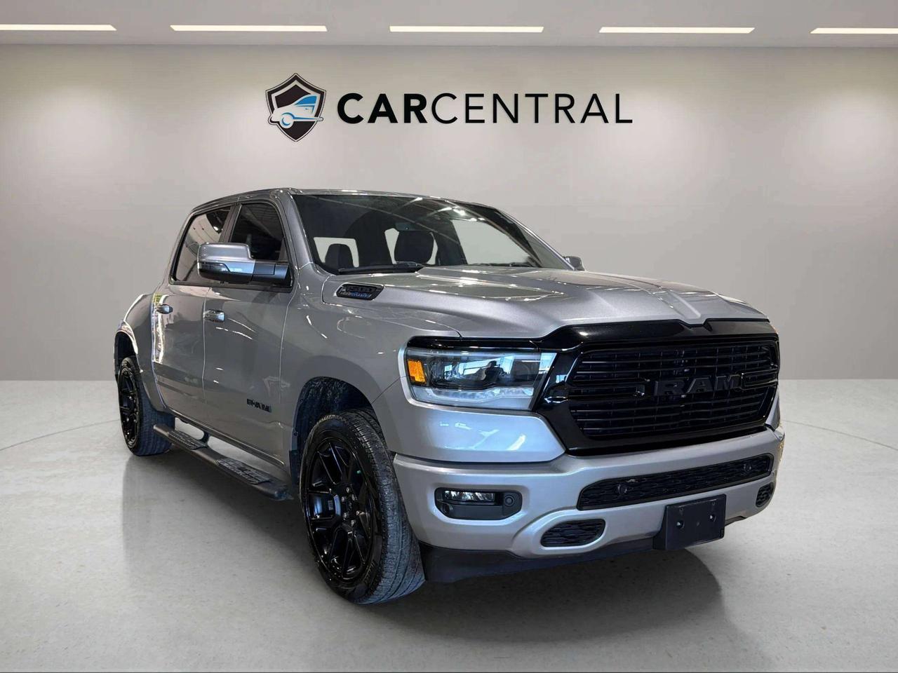 2023 RAM 1500 SPORT| CLEAN CARFAX| MIDNIGHT EDITION| TONNEAU Photo