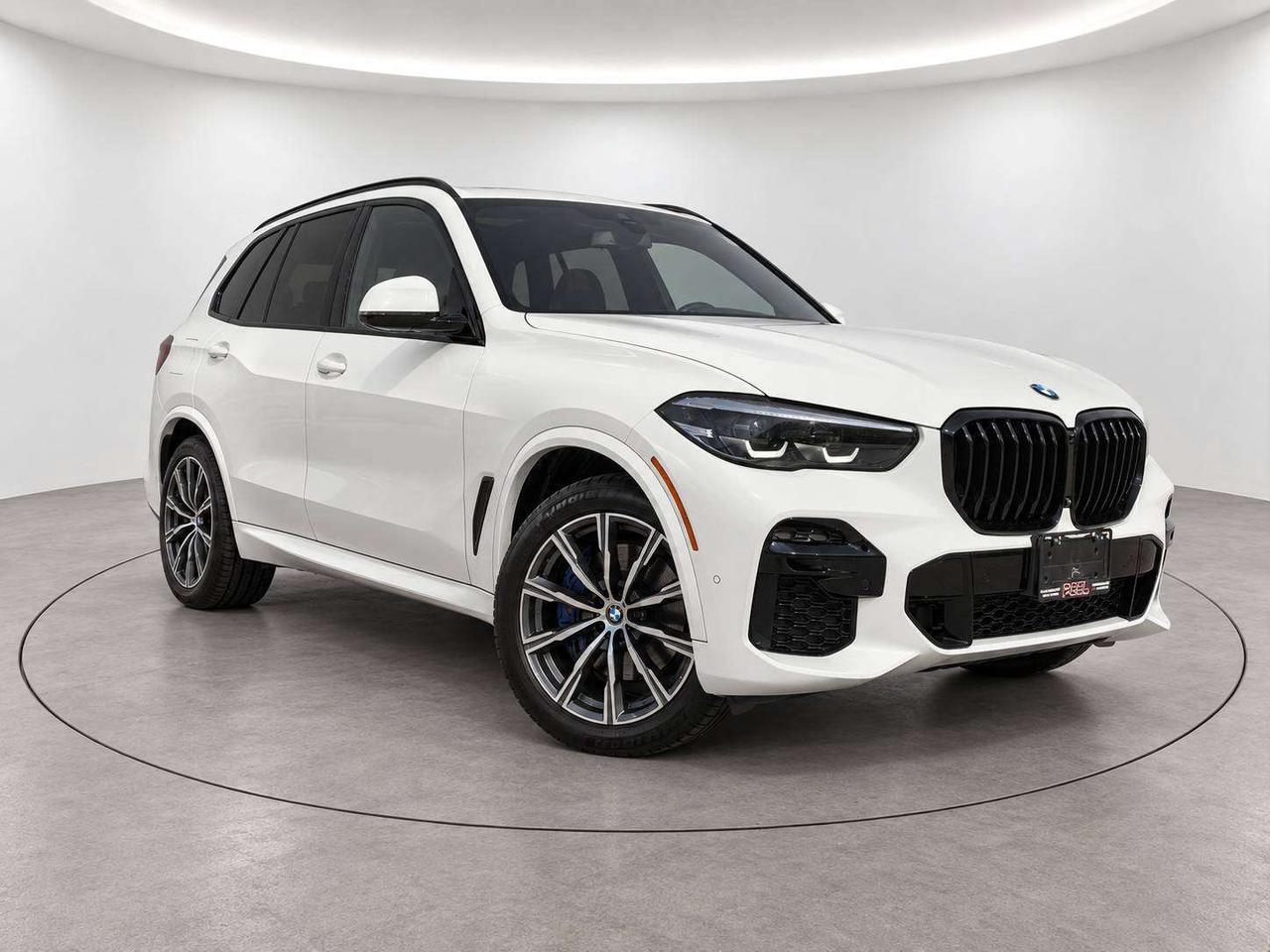 2022 BMW X5 M Sport Pkg | Prem Essential Pkg | Panoroof | AWD Photo5