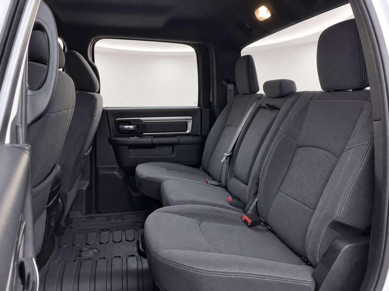 2024 RAM 1500 Warlock Crew V8 | Heated Seats | Bed Liner | 4X4 Photo
