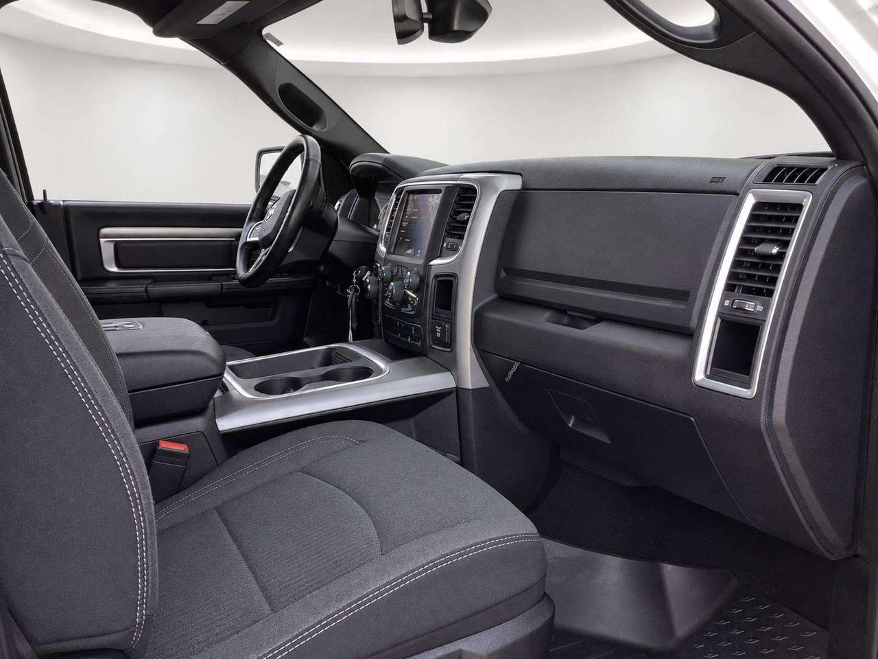 2024 RAM 1500 Warlock Crew V8 | Heated Seats | Bed Liner | 4X4 Photo