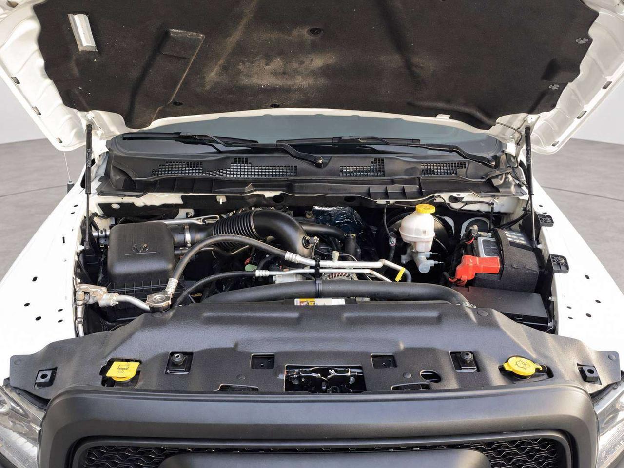 2024 RAM 1500 Warlock Crew V8 | Heated Seats | Bed Liner | 4X4 Photo