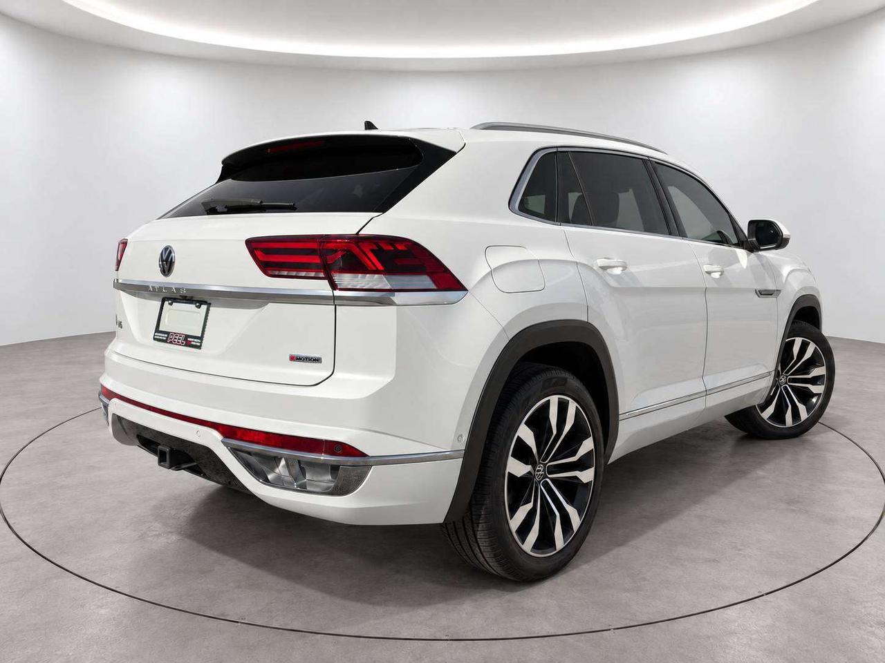 2022 Volkswagen Atlas Execline V6 R Line |Vented Leather |Panoroof |AWD Photo4